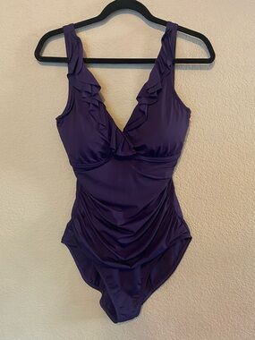Lauren Ralph Lauren NEW Ruffle Underwire One-Piece Swimsuit Purple Sz 12 Beach